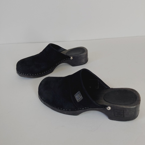 Authentic Black Suede Chanel Classic Clog 38 - Picture 1 of 10